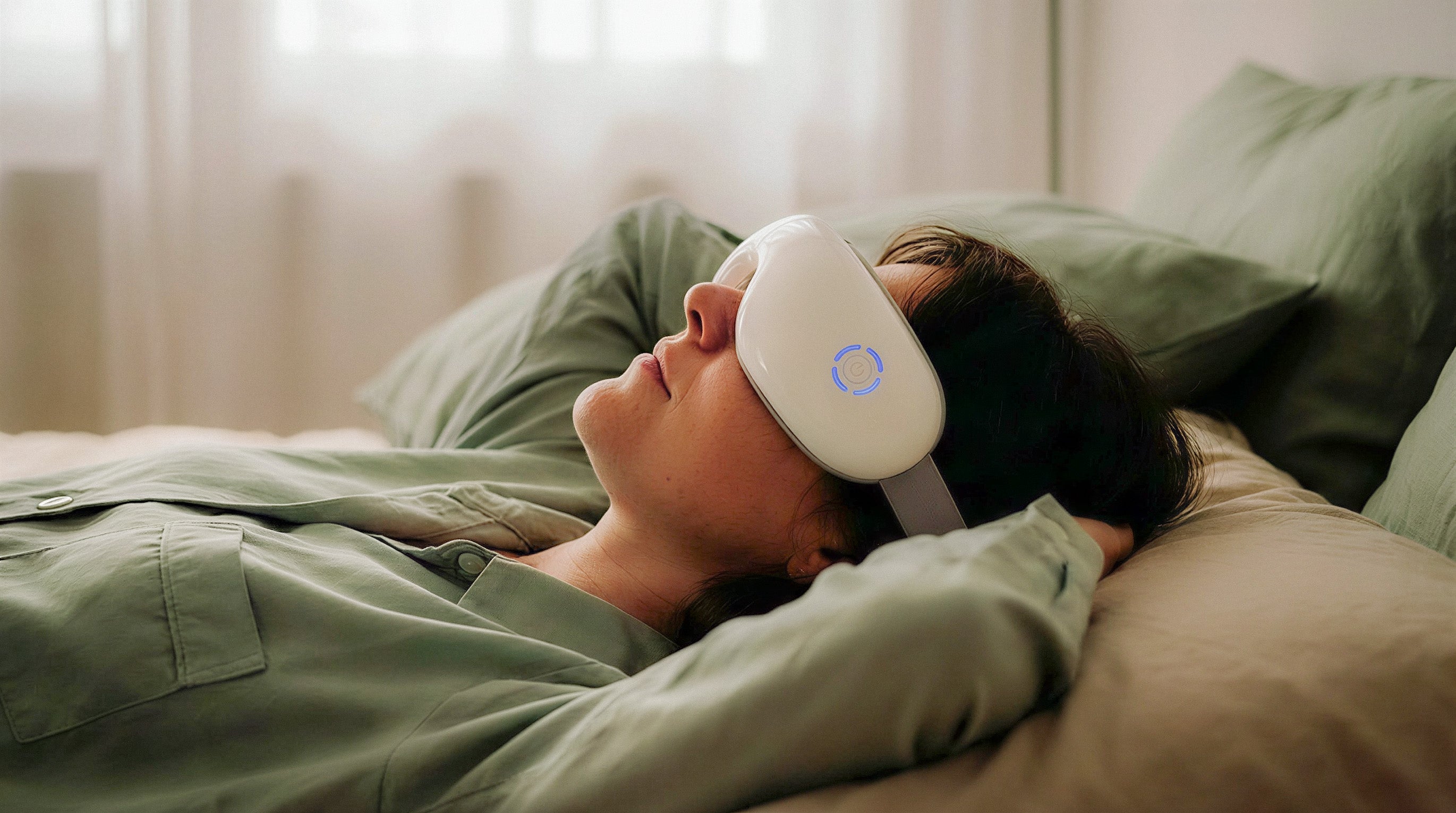 The Art of Rest: Rethinking Sleep Through Eye Massage